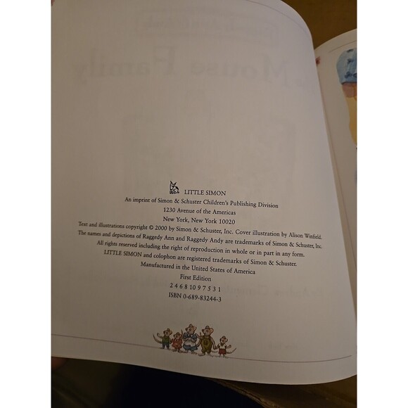 Mouse Family by Andrew Clements (2000, Trade Paperback) 24 Pages Vintage Book - Picture 4 of 5